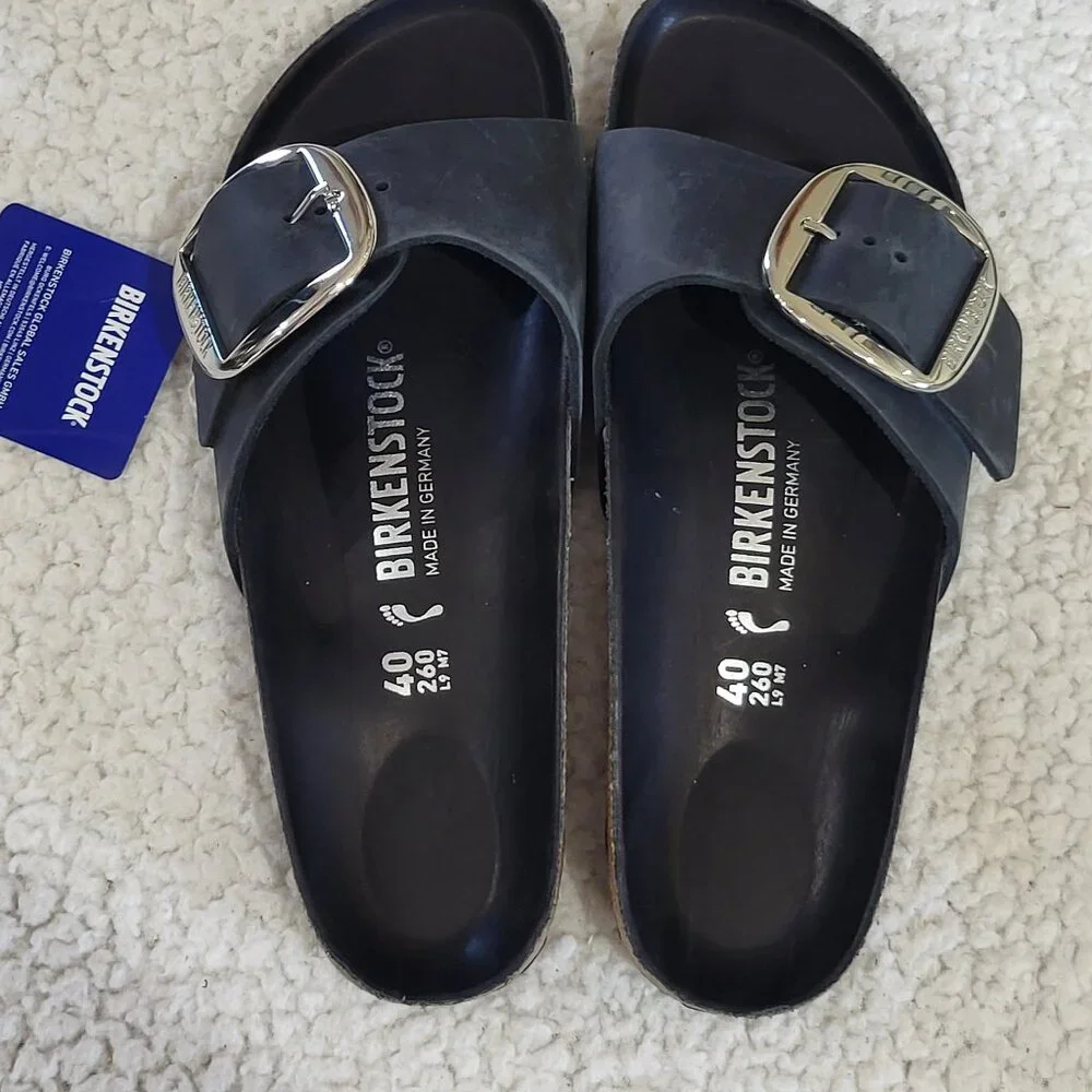NWOB Birkenstock Madrid Big Buckle rubbed Oil leather Sandals Size 40  US 9 -9.5